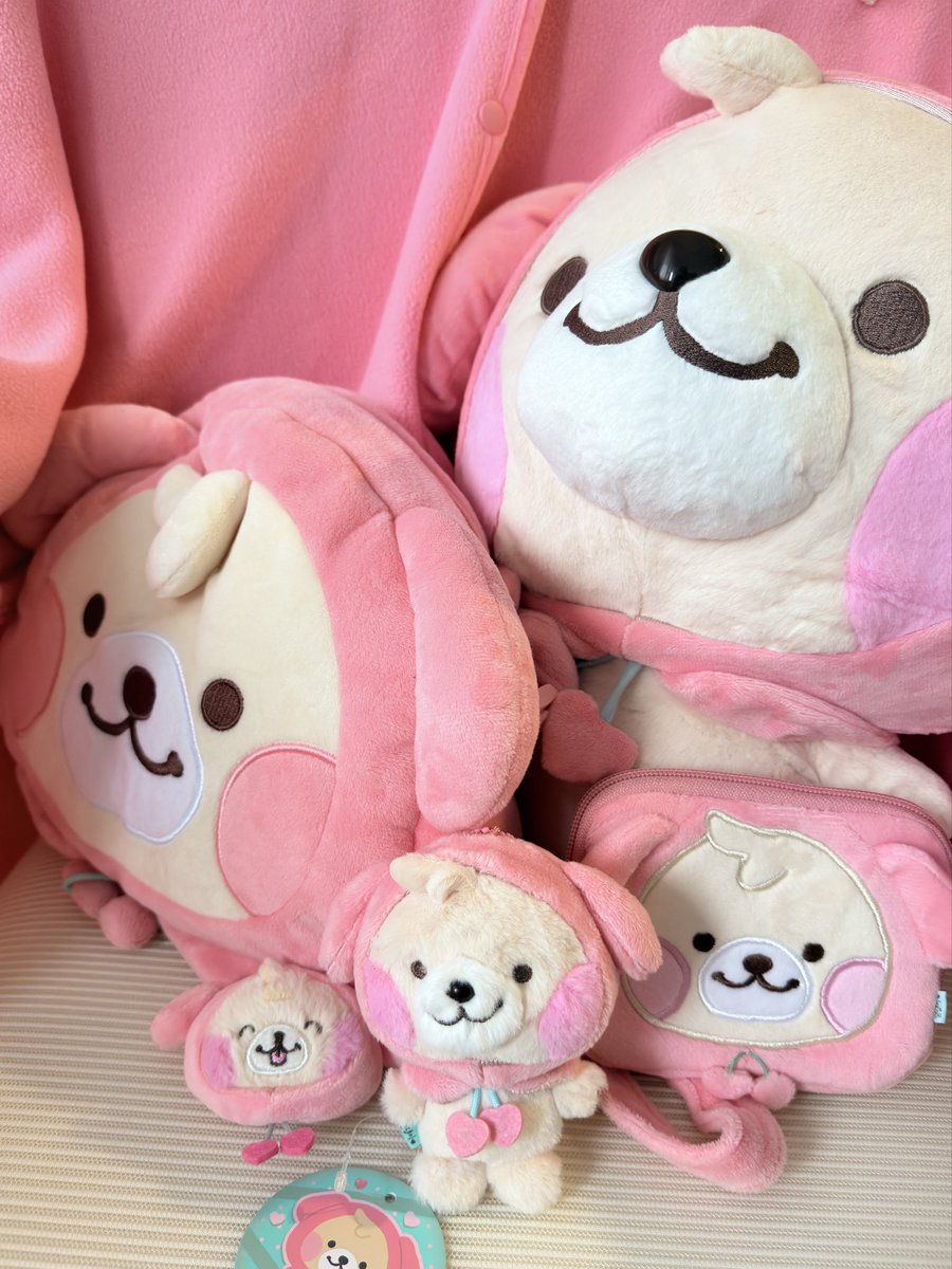 almostboo's tweet photo. yeoldaenggge fam (so far) <3 https://t.co/ojMp33r4D7