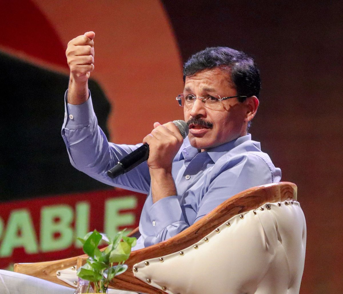 livemint's tweet photo. Tukaram Mundhe (@Tukaram_IndIAS) has written to the Department of Pharmaceuticals and the National Pharmaceutical Pricing Authority, seeking a review of a Maharashtra government survey that found some surgical consumables and medical devices being sold at markups as high as 2,841%.