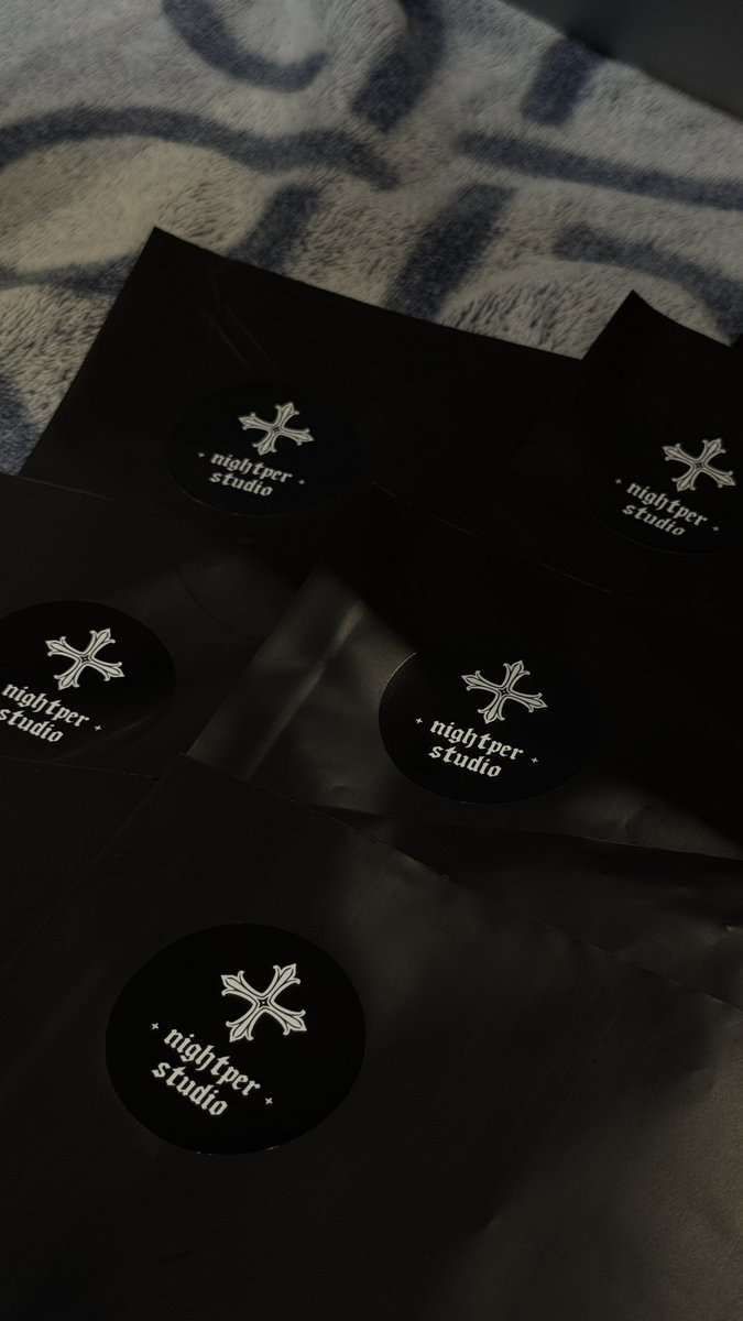 nightperstudio's tweet photo. Shipping in progress🖤

#NIGHTPERSTUDIO https://t.co/zAK19esPxa