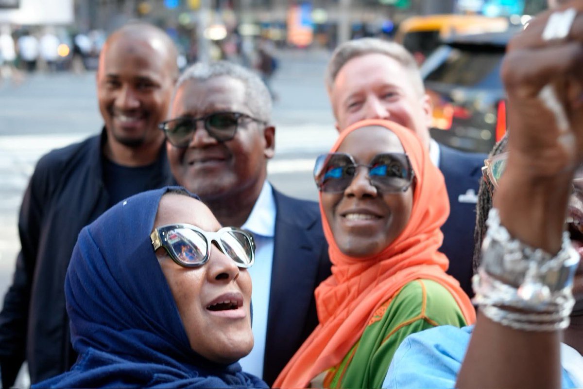 DangoteIPO's tweet photo. A Nigerian vision on a global stage.

At Times Square, New York City, our President/Chief Executive, Aliko Dangote, joined members of the Dangote leadership team as the story of Dangote Petroleum Refinery lit up one of the world’s most iconic locations. https://t.co/v9LAQCpm5o