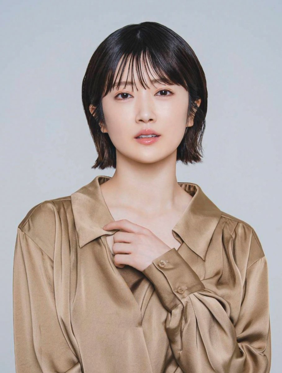 TVGweb's tweet photo. 主演・高橋一生
「この味もまたいつか恋しくなる」
11/14・21に放送決定‼️

藤間爽子、山中崇、井川遥、
樋口日奈、BE:FIRST・LEO、光石研ら
新キャストも発表✨

キービジュアルも初公開
前編、後編の2週連続放送に📺

https://t.co/1W7KTYueSm

#この味もまたいつか恋しくなる https://t.co/PhYoB0JCCK