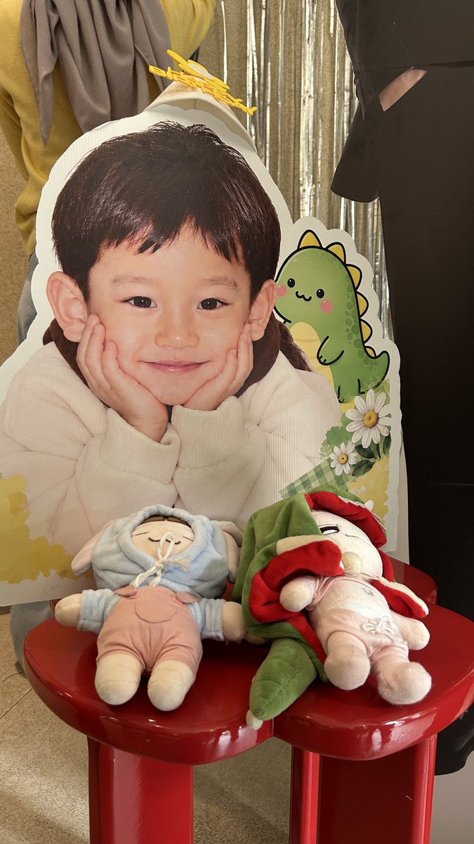 noy_chk's tweet photo. Gemeesss 

#Chen #Chenbirthdaycafe #Jakarta https://t.co/3BWHnTdTYx