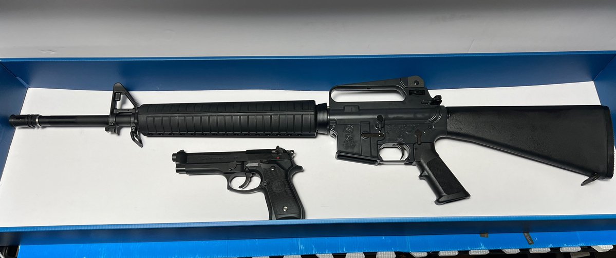 Sk57p9fHGM9337's tweet photo. ロサンゼルス決戦サバゲー(来年2月)の準備兼ねて、今年最後の大軍拡!結局ある時に買うのが一番効率が良い!(M9は中古)
#T8 #CGS #M16A2 #CYBERGUN #ガスガン #東京マルイ #USM9
#ロサンゼルス決戦 #サバゲー
古い銃が好きになりつつあるのは、オッサンになったせいか?(^◇^;) https://t.co/GnP4fvFWD8