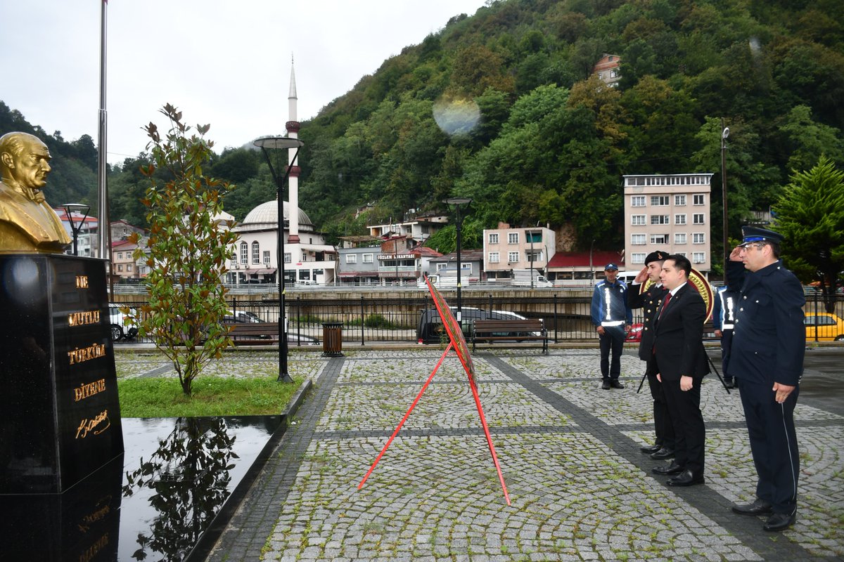 TC_Dereli's tweet photo. 19 EYLÜL GAZİLER GÜNÜ İLÇEMİZDE DÜZENLENEN PROGRAMLA KUTLANDI

Kahraman gazilerimize duyduğumuz minnet ve şükran duygularımızı ifade ettiğimiz 19 Eylül Gaziler Günü, ilçemizde düzenlenen programla kutlandı. https://t.co/8jK7Rb7ofB