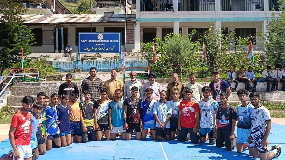 YssPoonch's tweet photo. District Jammu Emerges Overall Champion in Inter-District Table Tennis Girls’ Championship at Poonch*

*DYSS Poonch Concludes Multi-Day Championship; Winners Felicitated with Trophies, Medals and Certificates* https://t.co/xfr1nMTs1c