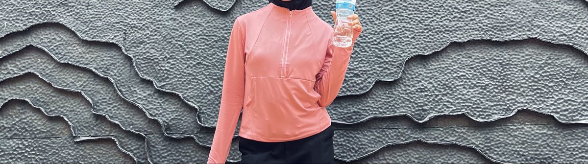 peeteadump's tweet photo. sumpah, tadinya gue tipe orang yang paling males olahraga. tapi belakangan ini gampang kepancing gara-gara nemu baju olahraga yang super nyaman😭
nggak ketat, nggak panas, dan potongannya bikin PD pas gerak. guee spill link nya kalian wajib beli sihh
 https://t.co/Q8Tgd7ycoA https://t.co/SKliiGrICo