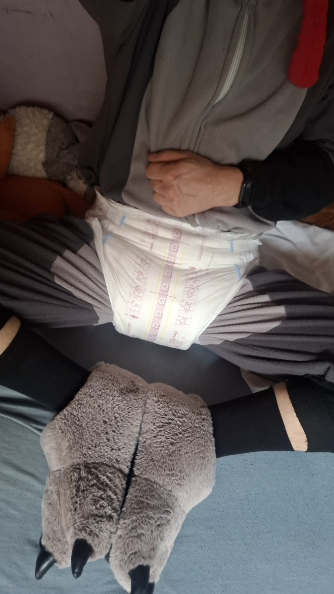 AbdlForest's tweet photo. Dry oniesie UwU
#abdl #abdlboy #diaper #diaperboy #diap #diapboy #dl #dlboy https://t.co/xJZkehh9Ng