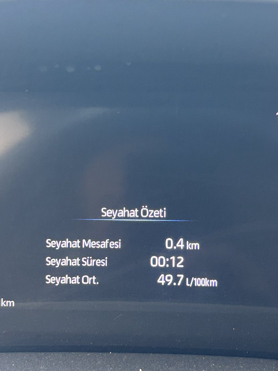 bradu38's tweet photo. Aracım corolla 2023 model, böyle bir yakıt tüketimi normal mi ? Kısa mesafe olduğu için yüzdelik yüksek olur belki ama bu kadar mı olur ?  bu hiç mantıklı gelmiyor. 
@Toyota_Turkiye https://t.co/btYKfbwMnc