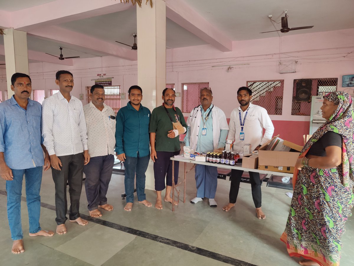 Gopalvarma07's tweet photo. 🩺 श्री गणेशा आरोग्याचा – आरोग्य अभियान २०२६ 🩺

आज श्री विठ्ठल-रुक्मिणी मंदिर बायपास रोड मंगरुळनाथ येथे आयोजित सामुदायिक आरोग्य तपासणी शिबिराला नागरिकांचा उत्स्फूर्त प्रतिसाद मिळाला.!! https://t.co/ylP3Mhh1S3