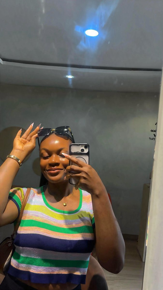 IddyJosephh's tweet photo. Waking up to beautiful 300 followers 🥹🤭

Thank you so much and welcome to this creative space ❤️😌 https://t.co/0JKoHkK6BI