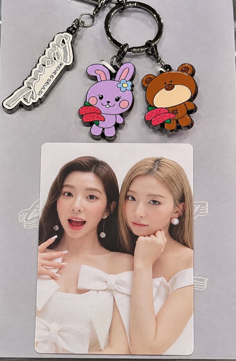 DAY_One210's tweet photo. 아 귀여워 이걸 내가 못 가진다고? https://t.co/ZehEEz8yA1