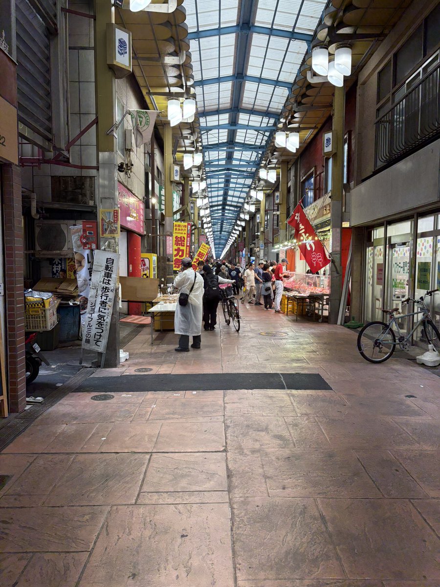 rohhoh's tweet photo. 小伝馬町から三ノ輪に行って、都電で帰ります。#三ノ輪　#都電荒川線 https://t.co/VXUAMg9XqJ