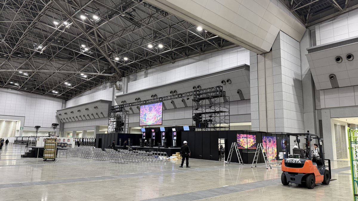 10ffceo's tweet photo. 明日からのダーツ祭り
今回の注目は…
※超軽量フライト「Air」が2名に1人プレゼント
※デジタルサイネージ「LUMOS」0円設置
#日本ダーツ祭り #ダーツ祭り #Air #LUMOS #デジタルサイネージ #ダーツ https://t.co/UsELpNP7b0