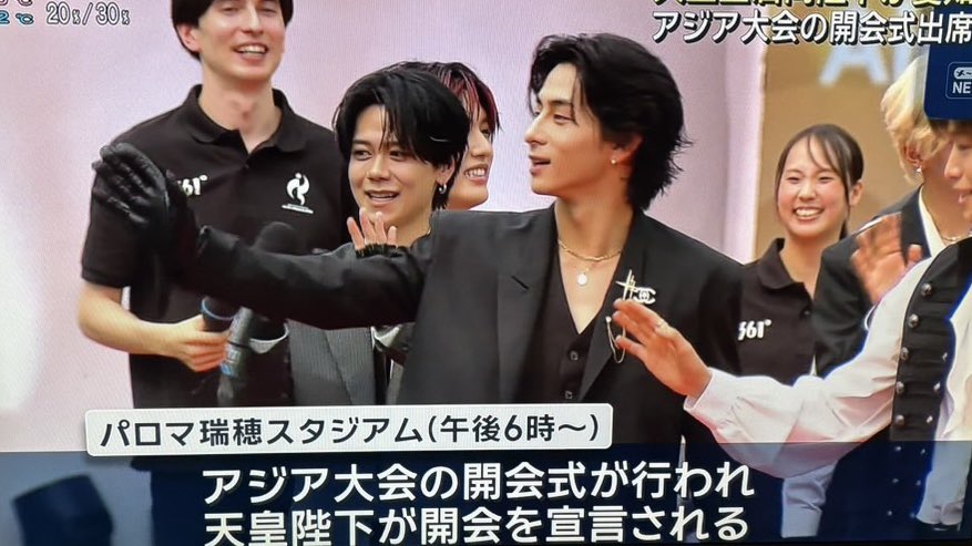 harezoraaa's tweet photo. アジア大会の開会式の映像がTVで流れてたー！！

#INI https://t.co/ewtF0p9WoI