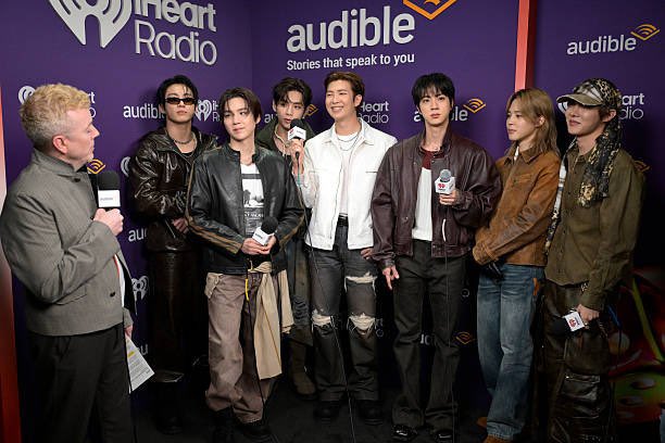 btschartsxdaily's tweet photo. [INFO] #BTS x iHeartRadio Music Festival 2026!

#BTSxIHeartRadio
#BTSonIHeartRadioMusicFestival https://t.co/7QpTMCHqfQ