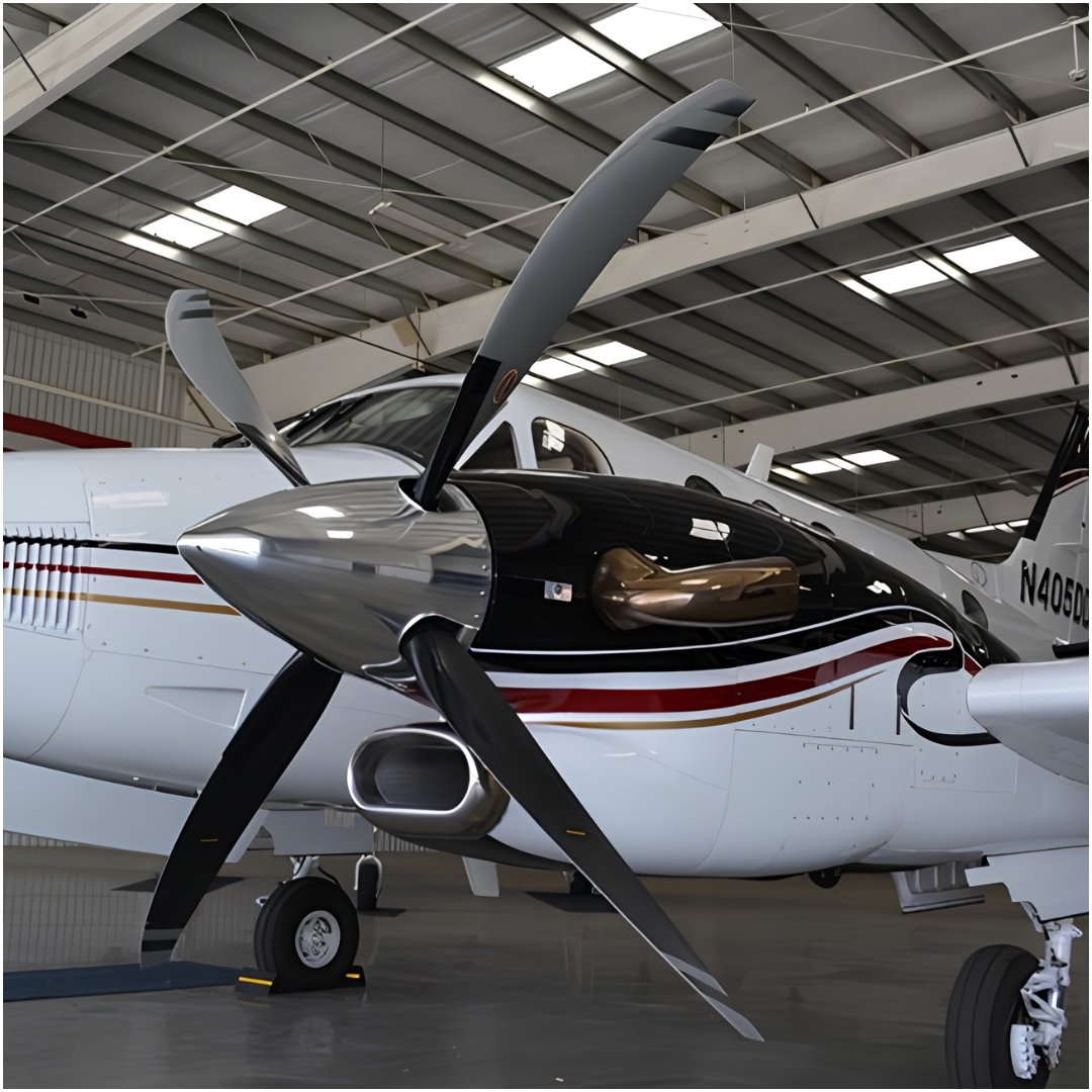 Controller's tweet photo. 2005 BEECHCRAFT KING AIR C90B

8,815 TT | PT6A-135A Engines — 391 Hrs SNEW | Garmin G1000 NXi | Raisbeck Swept Props | Winglets | FIKI

$3.6M | Visalia, CA

https://t.co/VCfbu3RyPz

#Controller #KingAir #AircraftForSale https://t.co/rEy3jEJW8g