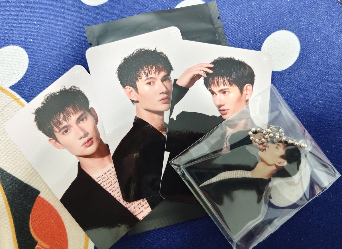 Perfume__cotton's tweet photo. การ์ด 1 เซ็ท 3 ใบ (และพวงกุญแจ)
330 บาท รวมส่ง ใครสนใจเมนชั่นก่อนแล้วทัก dm มาได้เลยนะคะ
#ตลาดนัดพูห์พาเวล #ตลาดนัดpoohpavel
#pavelphoom 
#LumarisxPavel https://t.co/hFvwgAQ71y