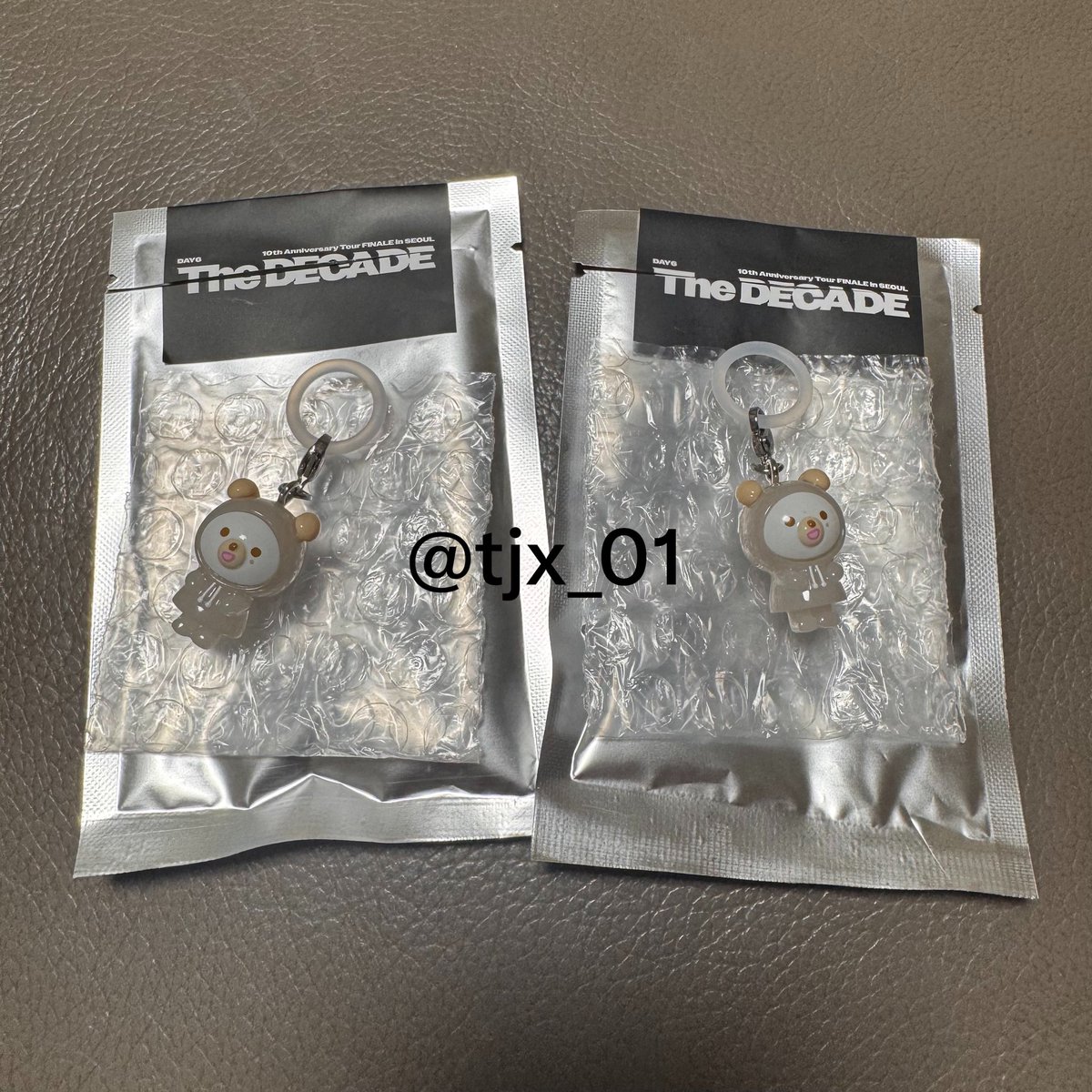 tjx_01's tweet photo. DAY6 デニマルズ 交換
쁘띠멀즈 시크릿 미니 참
The DECADE FINALE in SEOUL
PETIT DENIMALZ SECRET MINI CHARM

【譲】ドウンDON
【求】ソンジンBANG 

郵送での交換希望
お気軽にお声掛けお願いいたします🙇‍♂️ https://t.co/W8wbSFBzkZ