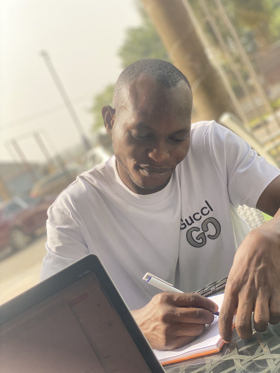 AdebisiSO's tweet photo. The hardest part of my job is being patient with the prospects who test my patience. https://t.co/T41wjIfYch