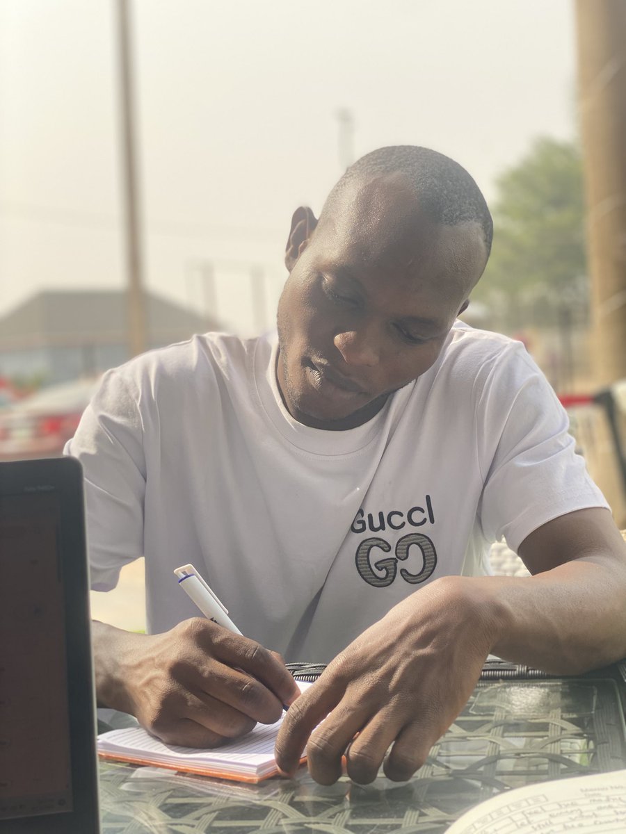 AdebisiSO's tweet photo. The hardest part of my job is being patient with the prospects who test my patience. https://t.co/T41wjIfYch
