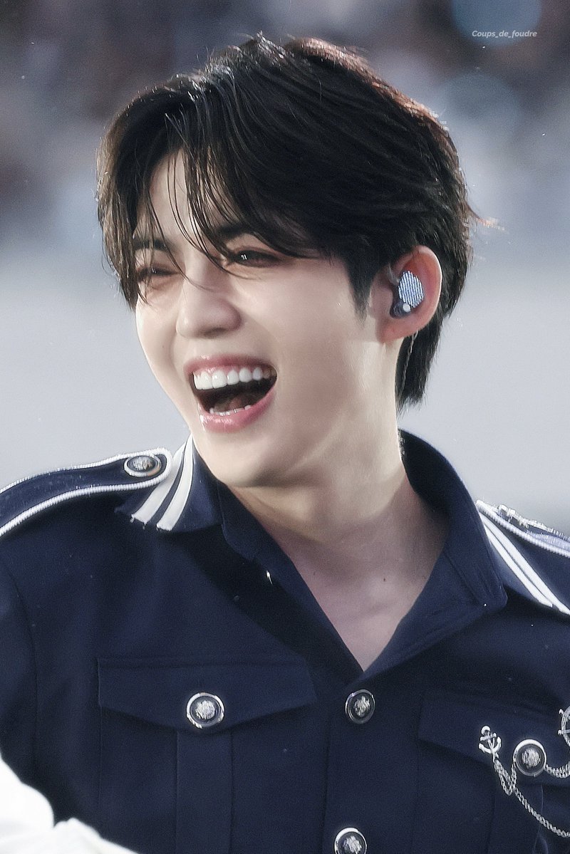 Coups_de_foudre's tweet photo. #에스쿱스 #SCOUPS #승철 #최승철 
#세븐틴 #SEVENTEEN @pledis_17
260620 캐럿랜드 https://t.co/pE0osNwc93