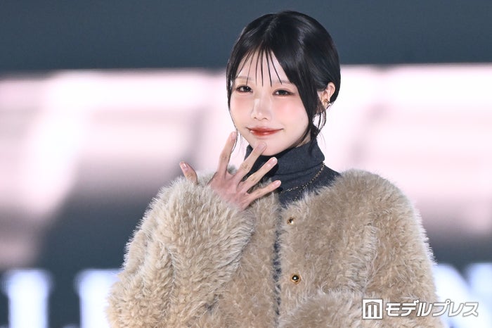 modelpress's tweet photo. 【❤️TGC 2026 A/W❤️】

あの、脚線美際立つショーパン姿に熱視線
ファーコートで秋先取り🍂
https://t.co/r84RRTwI8q

#マイナビTGC #TGC @aNo2mass https://t.co/YfYh9Vkbny