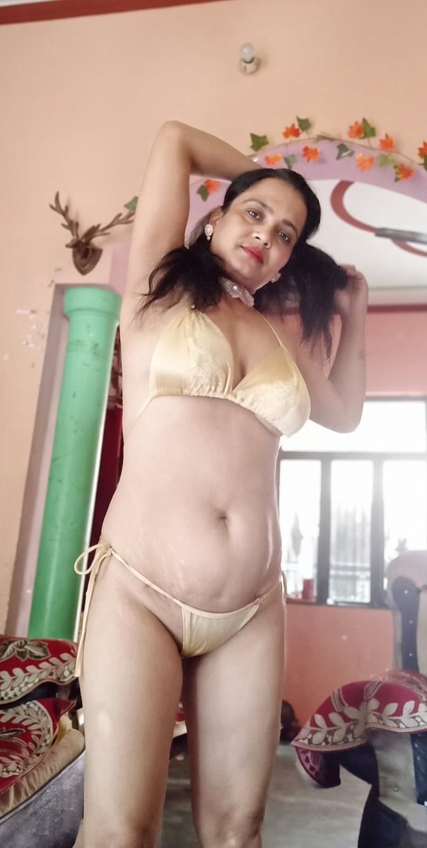 RasgullaB's tweet photo. #bikni 👏 https://t.co/KtodFAjlnd