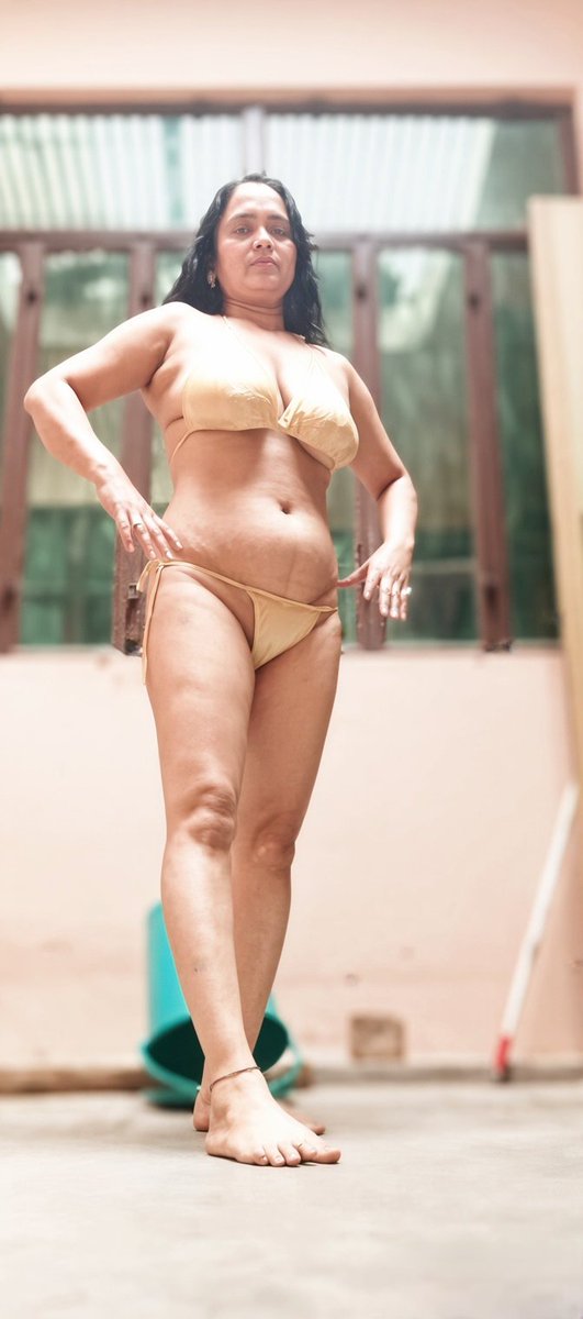 RasgullaB's tweet photo. #bikni 👏 https://t.co/KtodFAjlnd