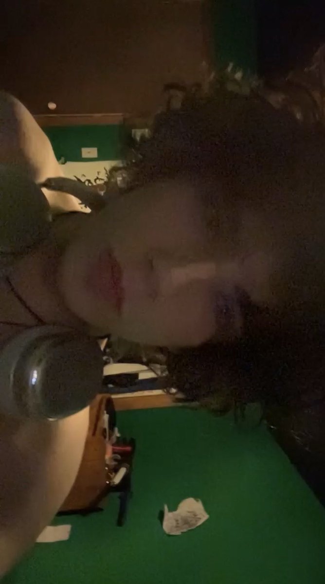 Kokoxeno's tweet photo. hi guys am bak now if ONLY  someone would dm me 👀👀👀maybe https://t.co/ovZnRxDItY