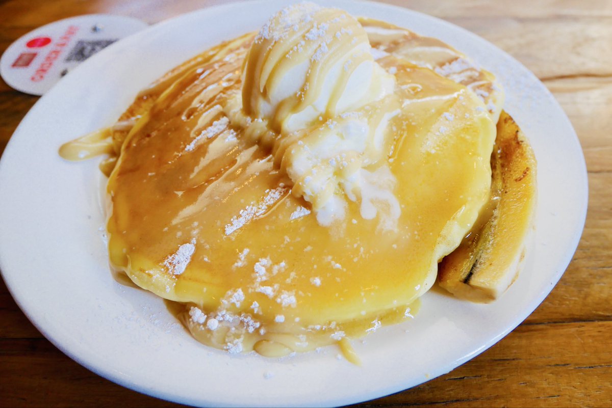 yukigafull's tweet photo. パンケーキ食べて感動したの初めて😋
お台場ビルズもこんなもんか〜くらいだったし。美味しすぎっっ✨
#PANCAKES ON THE ROCKS

紫米ヨーグルトすごい流行ってた‼️
日本にもそのうち上陸するかな？
#Yomie’s Rice X Yogurt 
#有米酸奶 https://t.co/Wxd7Azrudg