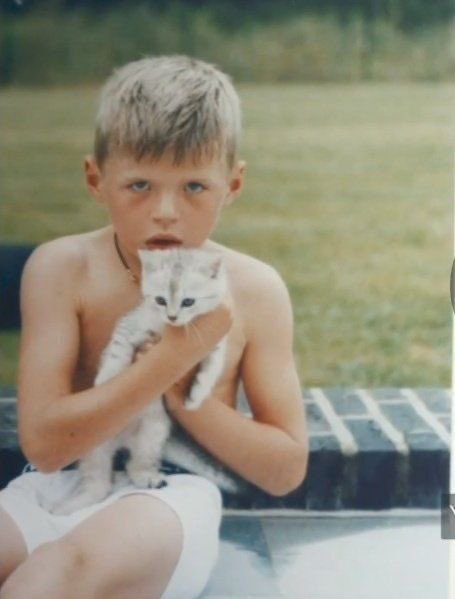 cantverstopim's tweet photo. Cat boy https://t.co/UGdfBSvb45