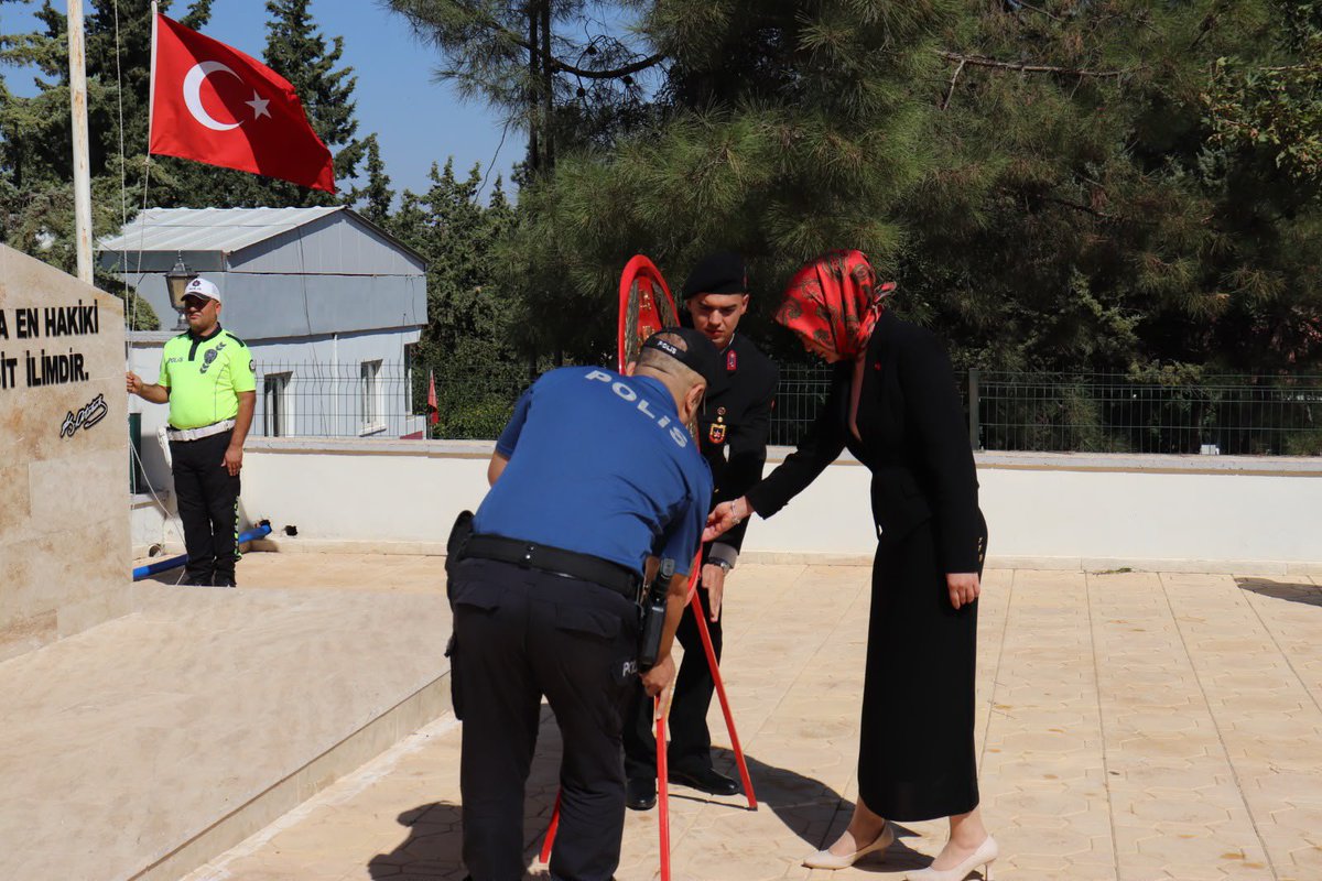 polatelikym's tweet photo. 📍 Gaziler Günü

Kaymakamımız Sn. Esra Bozan’ın katılımıyla Gaziler Günü Anma Programı gerçekleştirildi.

Başta Gazi Mustafa Kemal Atatürk olmak üzere, vatanımızın bağımsızlığı ve bütünlüğü uğruna mücadele eden tüm gazilerimize şükran ve saygılarımızı sunuyor; hayatta olan gazilerimize sağlık ve huzur diliyoruz.