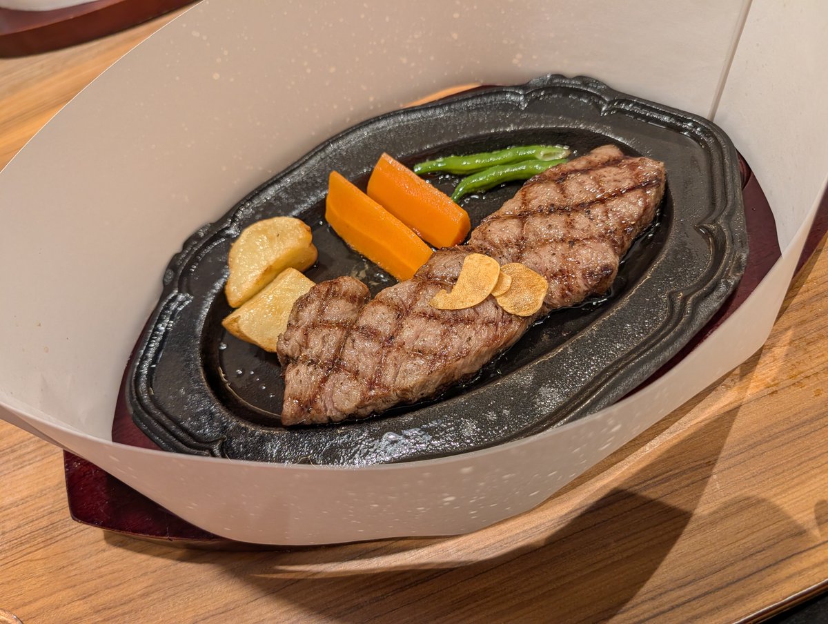 stealth_cl's tweet photo. 肉だぁぁぁあ! https://t.co/ZOD3ABW4XN