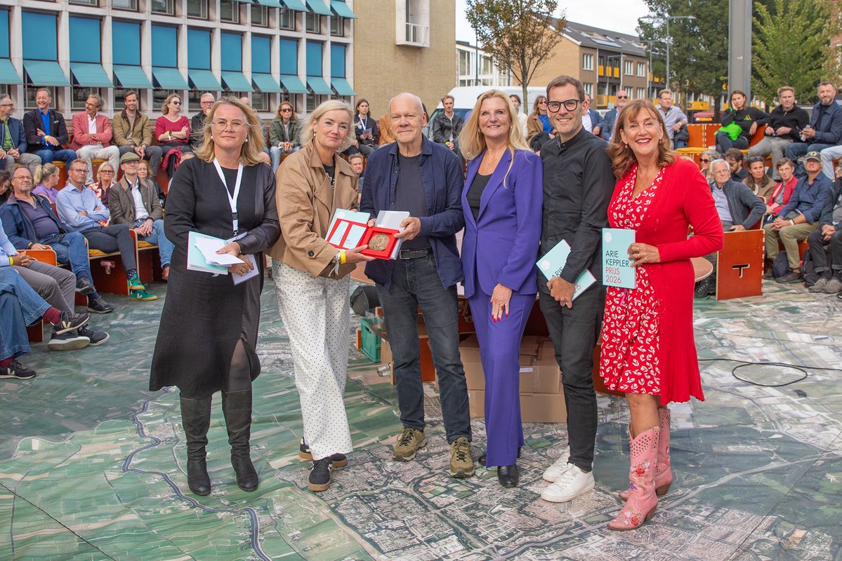 marjaruigrok's tweet photo. Geweldig! Het Paviljoen van het @cruquiusmuseum heeft de publieksprijs van de Arie Keplerprijs gewonnen En terecht natuurlijk! Lees er alles over: https://t.co/2scWZFWanv 🎉 https://t.co/Krduxxwz6b