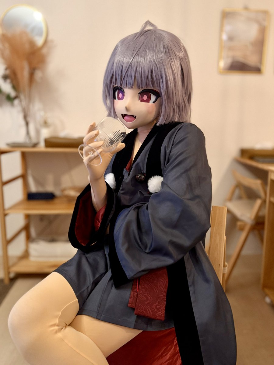 nana_kig's tweet photo. ふふっ……なんだか少しだけ大人になった気分ですねぇ🍷 https://t.co/341tZbLcwa