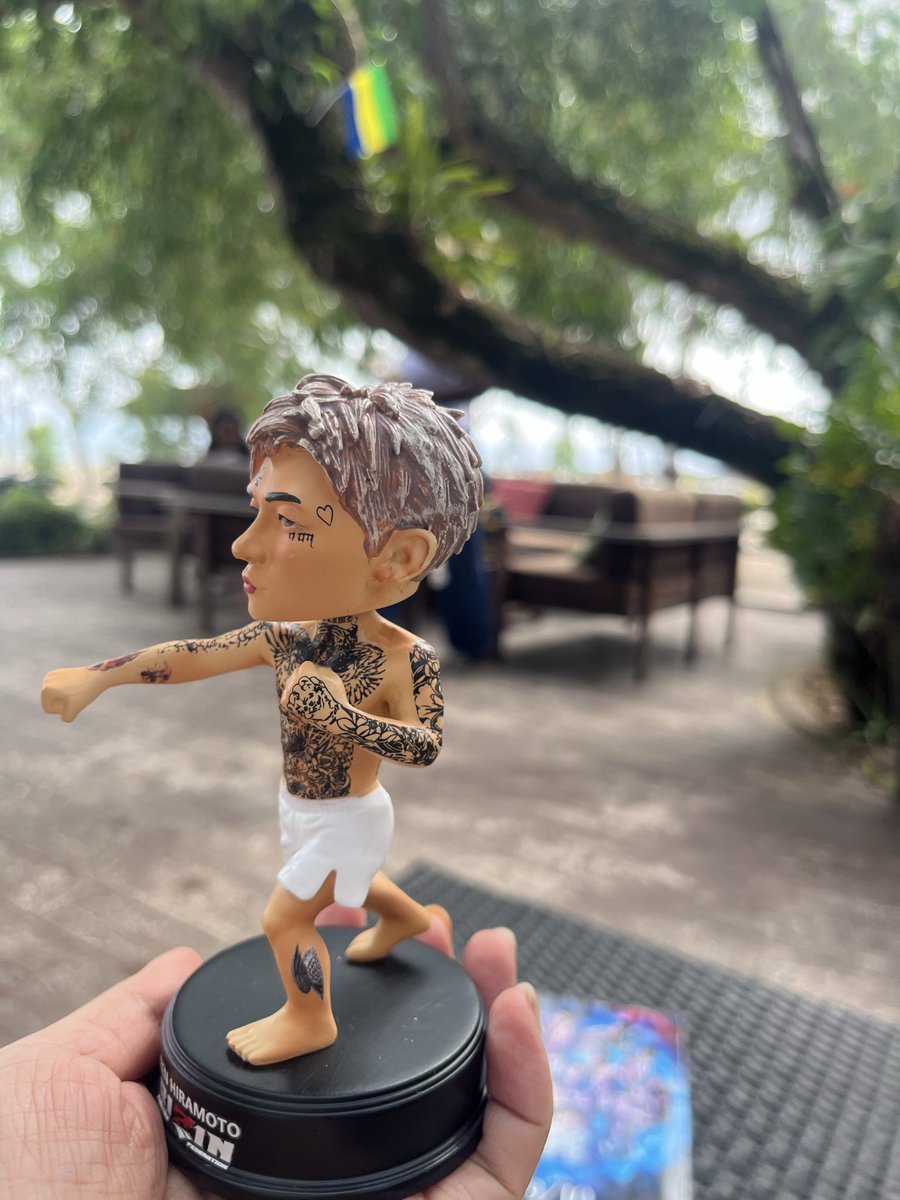 Junkochan's tweet photo. 旅するレンレンフィギュア@GABONリゾート🏝️
#平本蓮 https://t.co/SzpDQtRvif