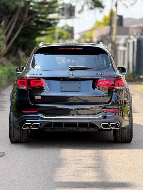 TobadoTips's tweet photo. Boys are so simple, I post a Glc63s and they will like it https://t.co/jYxUFpT9wa