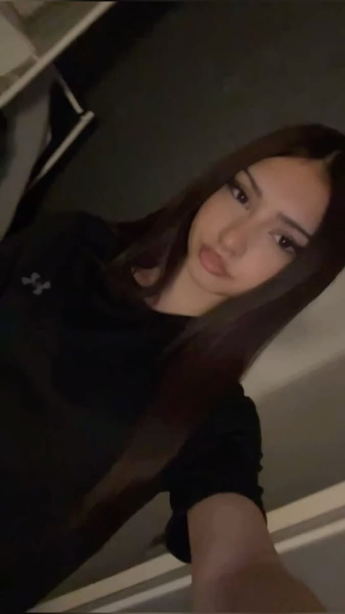 LilyWilliahow's tweet photo. Being in there just makes me feel uncomfortable. https://t.co/K00oQXMFqt