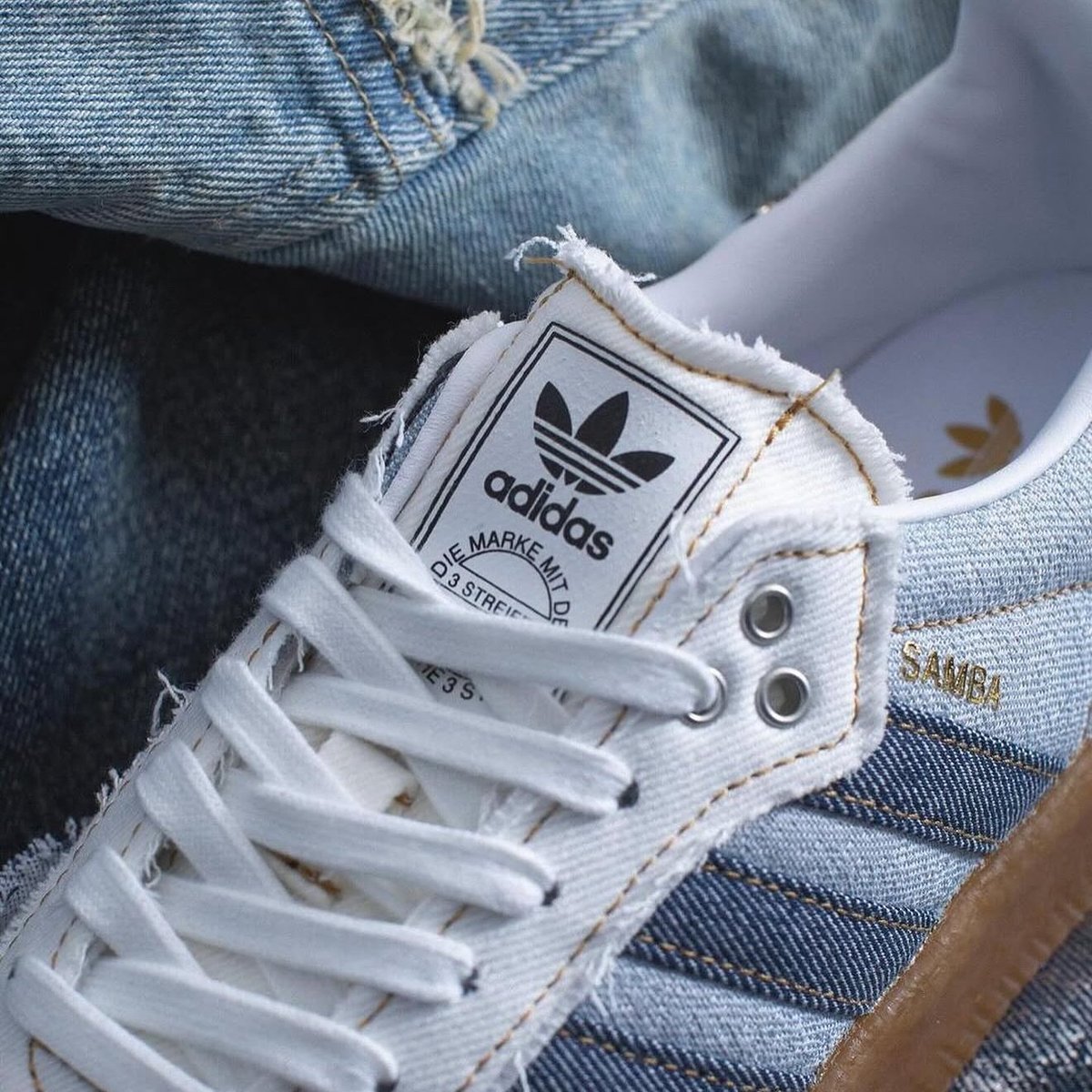 sneakersfandom's tweet photo. https://t.co/h7JvymChHM