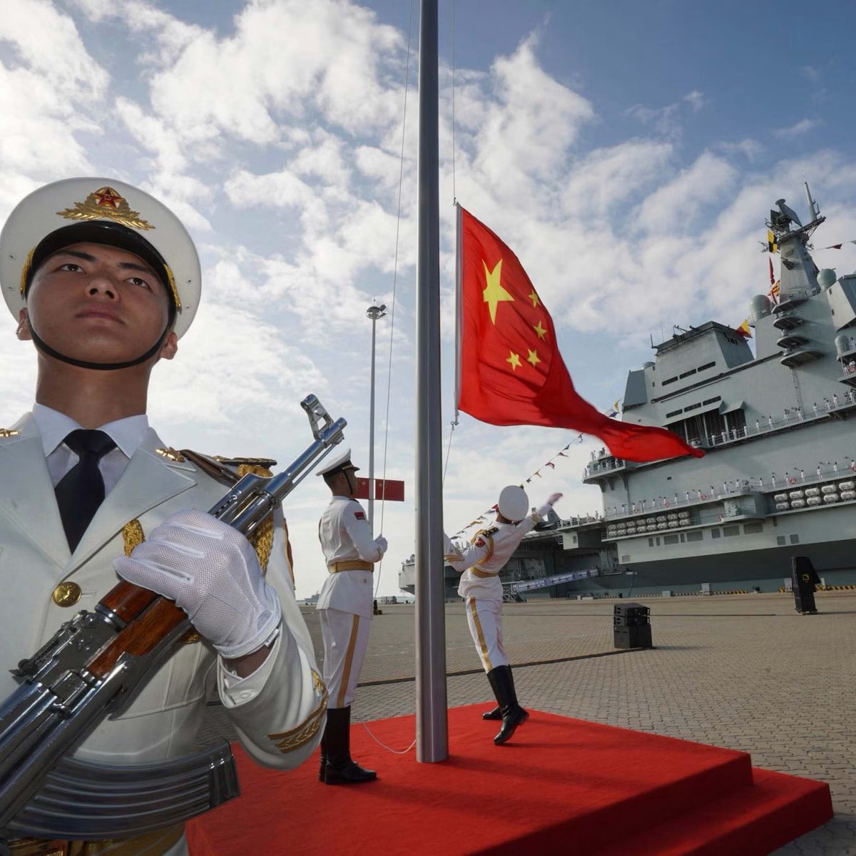 coinbureau's tweet photo. BREAKING: U.S and China “almost started a war” over a false intelligence report made from AI, per CNN.

The U.S. military was reportedly preparing to board a Chinese vessel in the Middle East after an intelligence report claimed it was carrying components linked to a nuclear weapons program.

Officials halted the operation just in time after discovering the report was generated with AI and contained false, baseless claims about the ship’s cargo.

The incident reportedly came close to triggering a confrontation with China, as U.S. troops were already preparing to board and military aircraft were in the air.