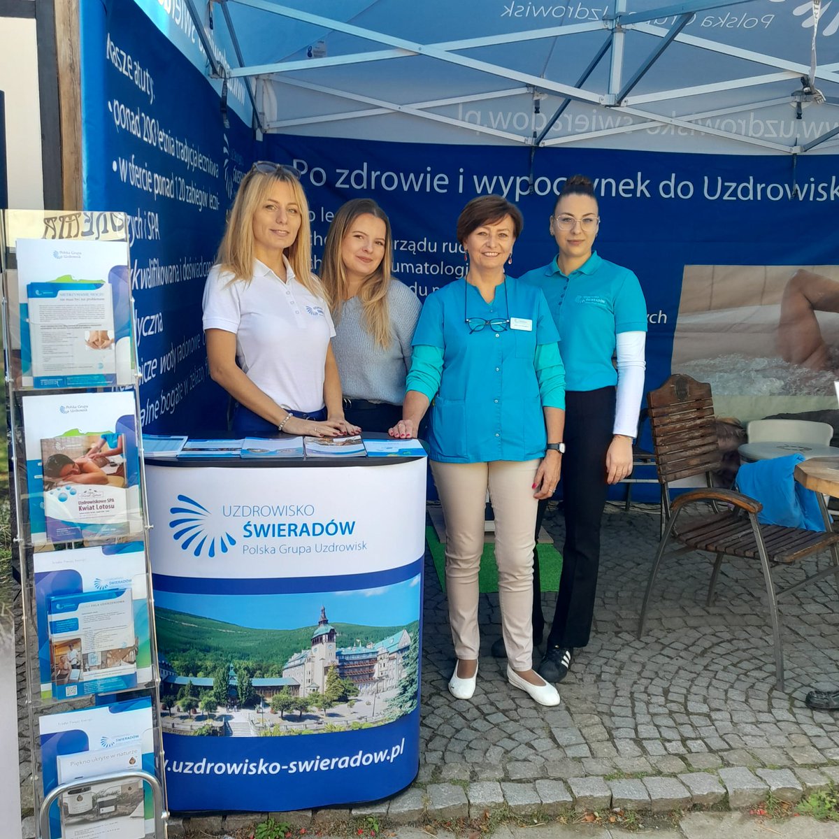 UZdroj's tweet photo. 🌿 TO JUŻ DZISIAJ! 💚 Miasteczko Zdrowia w Uzdrowisku Świeradów!
📍 Dom Zdrojowy | ⏰ 10:00–15:00
💚 Bezpłatne zabiegi, pomiary i porady!
🥾 Finał Nordic Walking „Od morza do gór” https://t.co/lILgYwxFeq