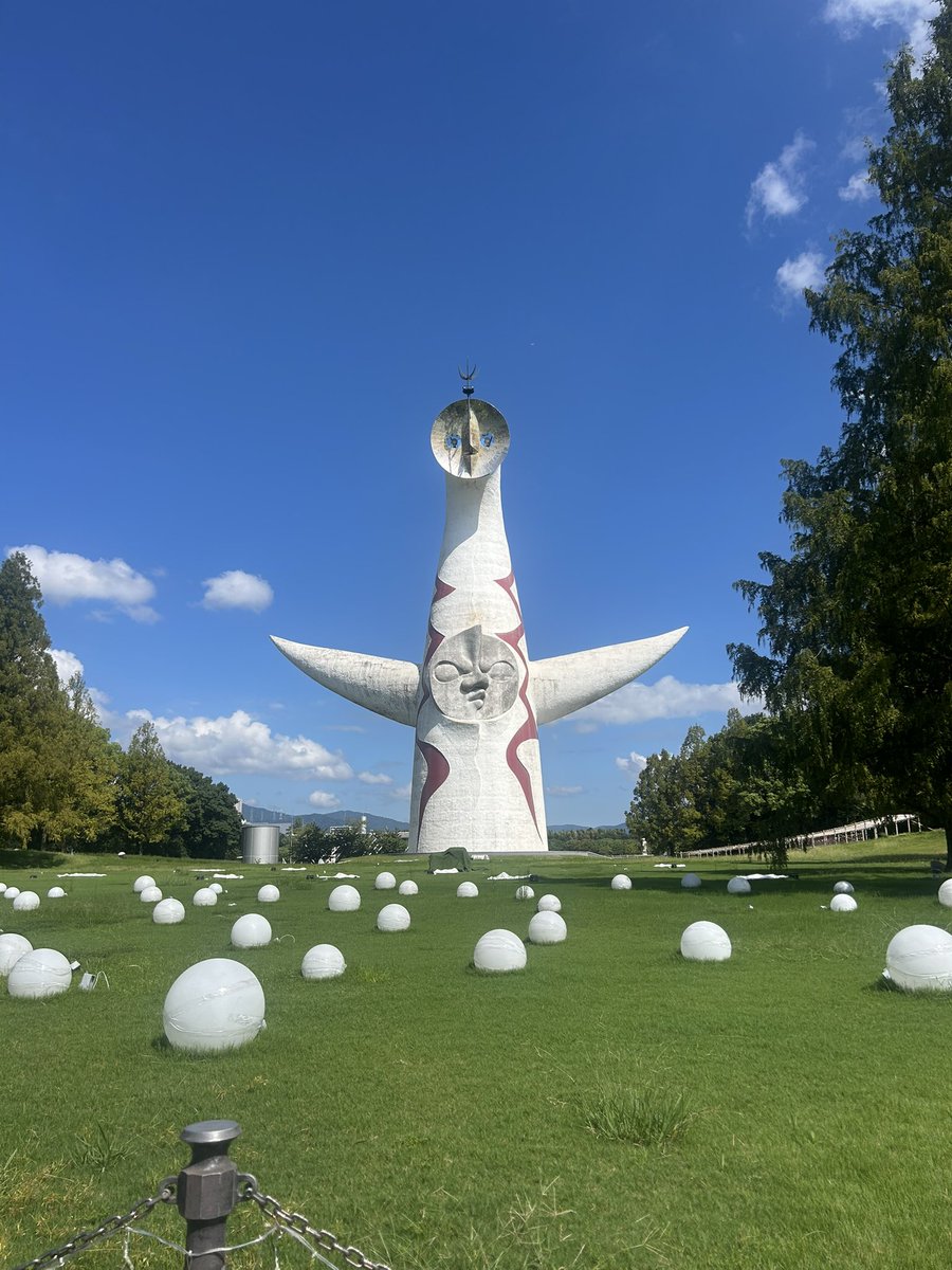 king___adore's tweet photo. 万博公園行ってきたー！！！
 #超時空シアター https://t.co/GXbr7WSmZv