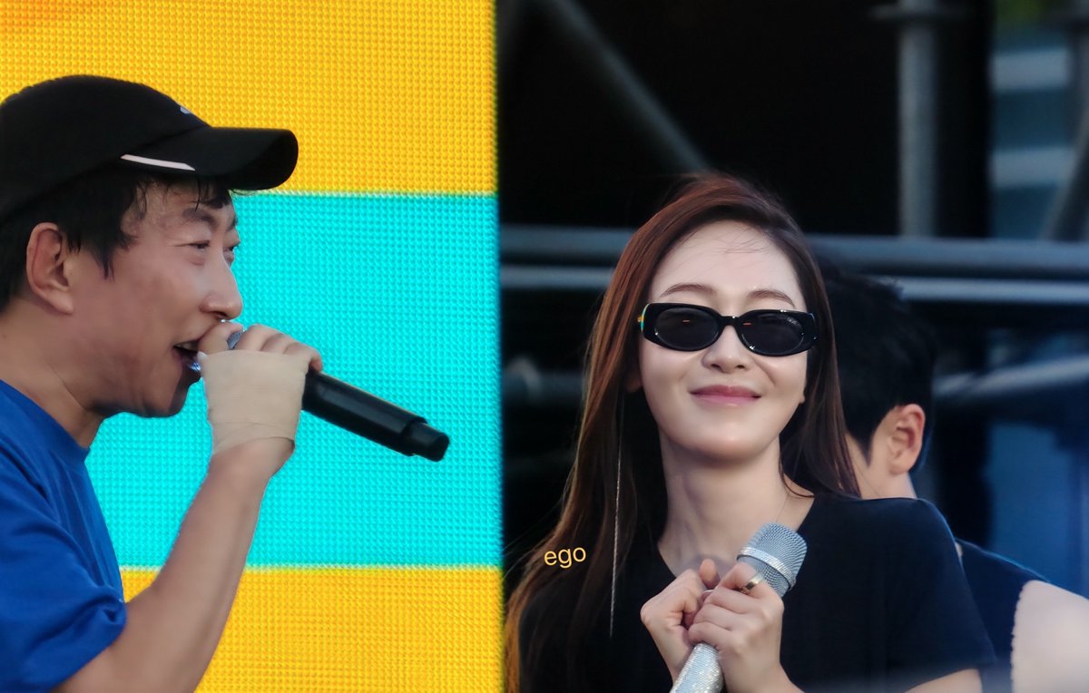 taeresnosliramu's tweet photo. jessica in gyeongju

🖇️ https://t.co/v5UJJKPqvS https://t.co/F6AHFjWd5x
