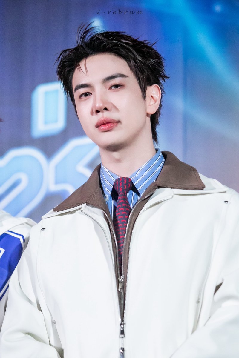 _zrebrum_'s tweet photo. จะเป็นให้ได้ เมะกึง ดึงหน้าไมมมมมม 🤣🤣 

#ซอโซ่ล่ามธีร์FinalEP
#maxky_rp #maxkybyZ https://t.co/HKVAUBfBBz