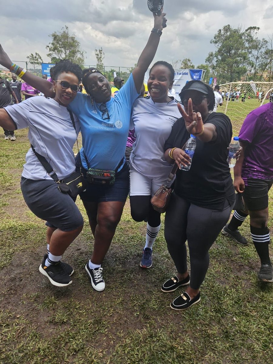 RCBuwaate's tweet photo. Whether battling it out on the grass or bringing maximum hype from the sidelines, our team proves that fellowship and team spirit always win! 🙌🔥

#5Asidekiwatule
#RotaryEyamba #RotaryKonyo https://t.co/wfZlsUvJ6X