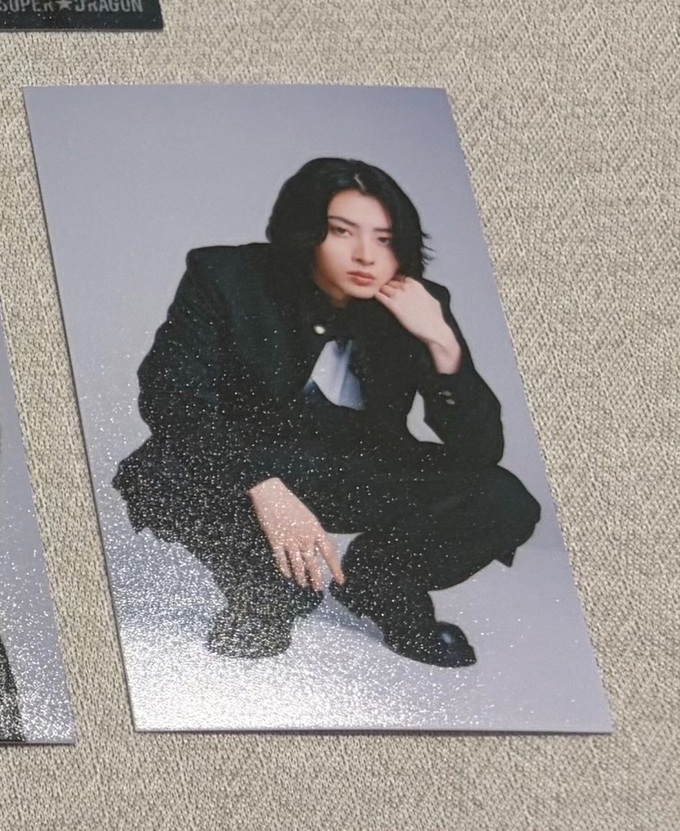 zzl_ls_'s tweet photo. @R_I_K_O_PIN 検索より失礼します。
画像松村くんと田中くんの左のお写真との交換は可能でしょうか？検討よろしくお願いいたします🙇‍♀️ https://t.co/voV2j0woad