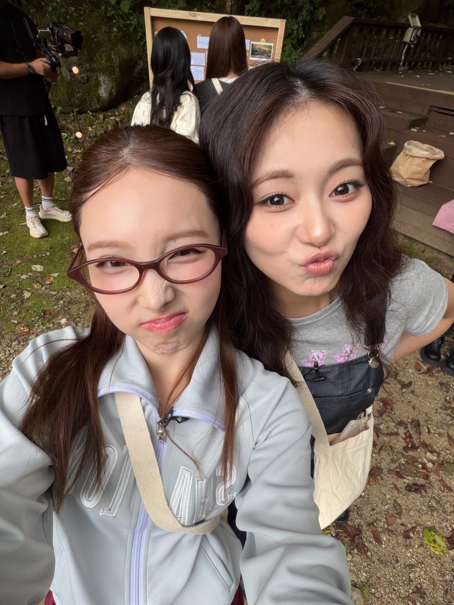 fimtzu's tweet photo. DAY = MADE 💗💗💗💗 https://t.co/6a6DjwSLN2