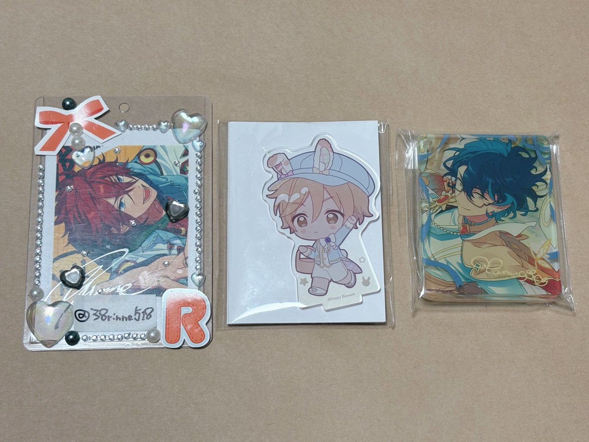 38rinne518's tweet photo. 【交換/譲渡】あんスタ アニカフェ アクスタ コロッタ

譲 ▶︎ アクスタ 友也 
コロッタ つむぎ

求 ▶︎ アクスタ  燐音 敬人 アドニス ニキ 定価+送料
コロッタ ニキ > 巽 燐音 定価+送料

・郵送 > 後日都内手渡し
・燐音以外は友人分 https://t.co/2YAREJ6uhS