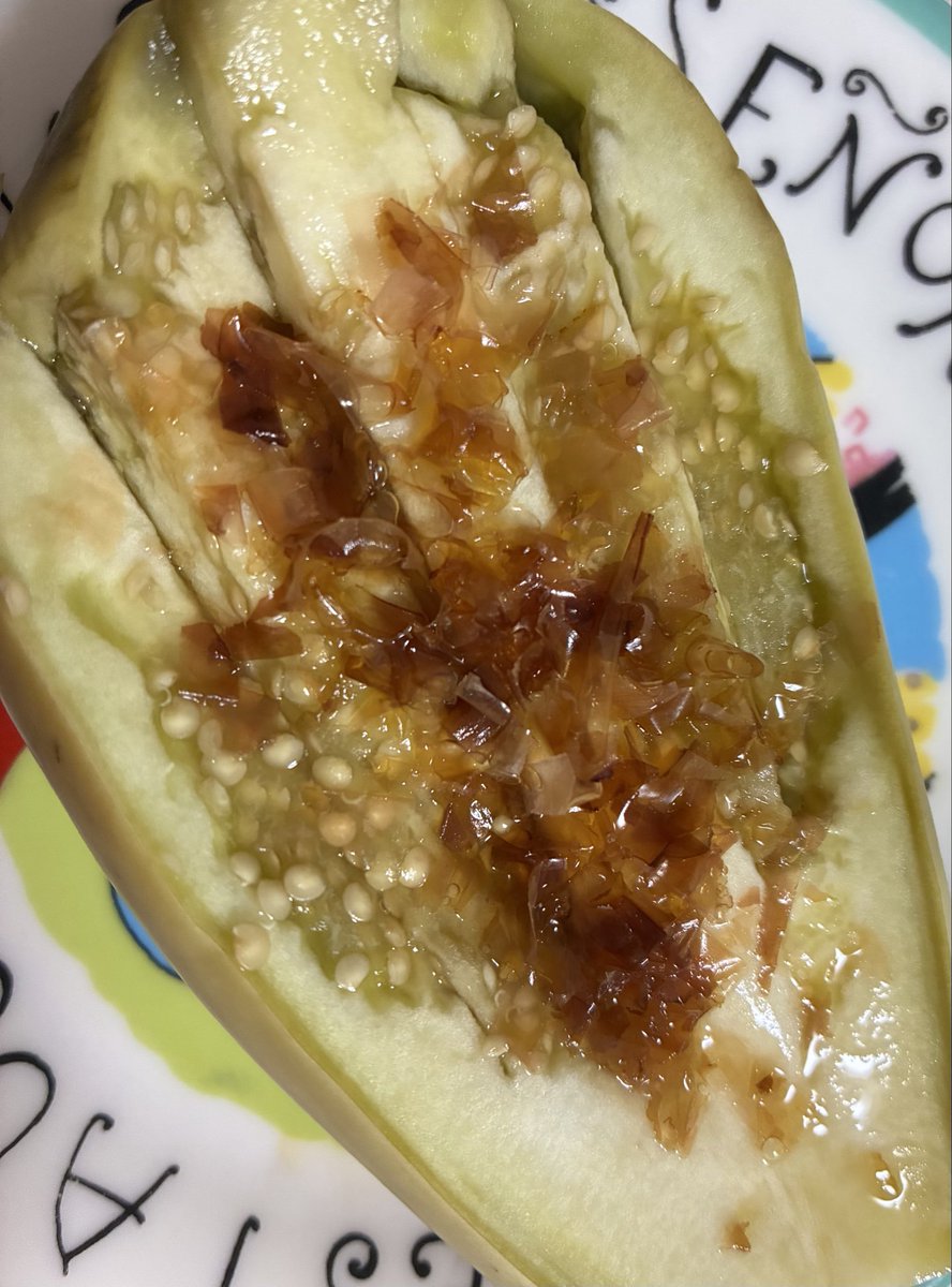 4sima2's tweet photo. 焼き茄子にしていただきました！
とろっとろ��ビールも美味しい🥰 https://t.co/RmmhJGaUKy