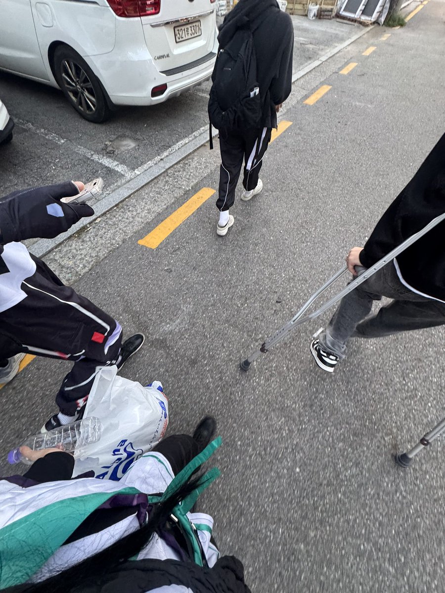 _Mmang's tweet photo. 퇵은 짤☠️☠️☠️☠️ 개힘둫여요 https://t.co/u0Ne6AUtDd